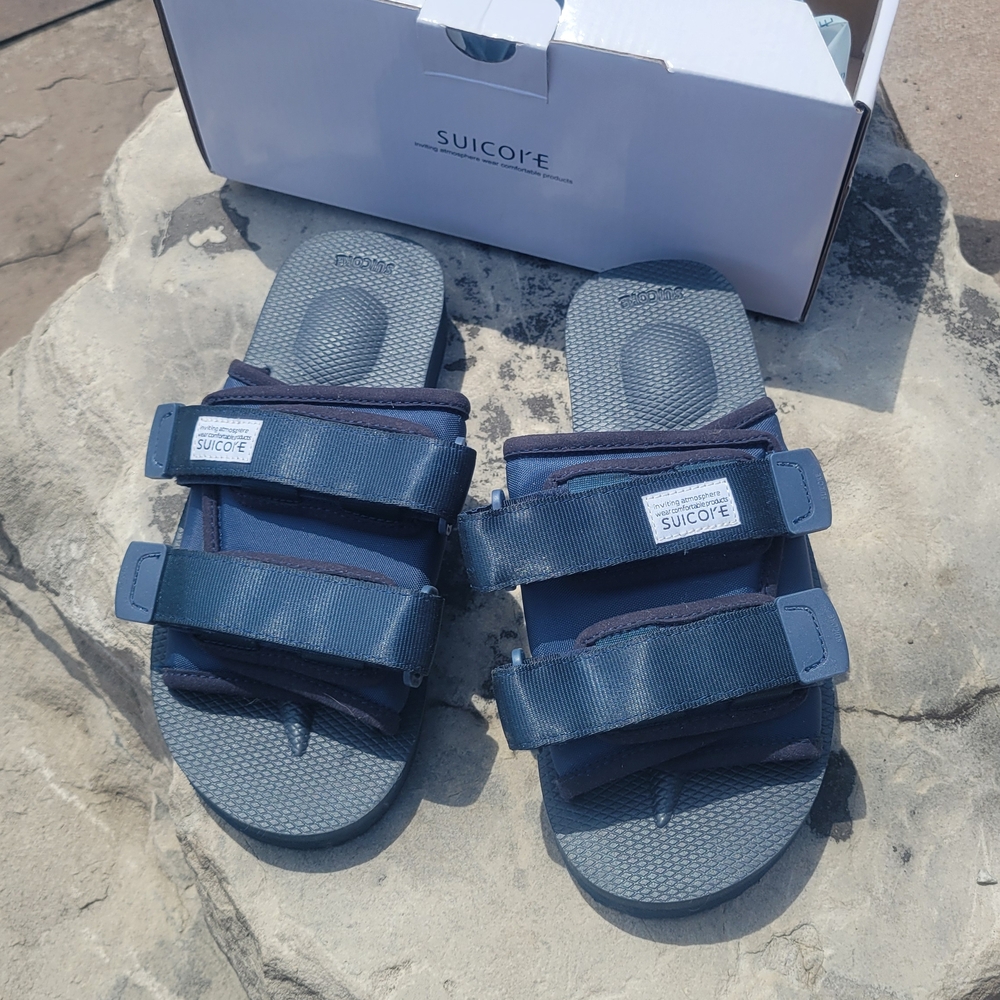 Suicoke Moto-Cab Sandals in Navy